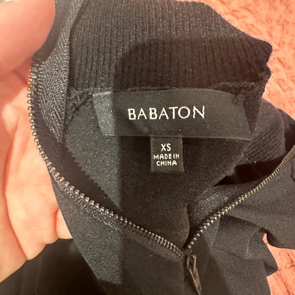 Babaton Billowy Smock Blouse - Picture 3 of 3